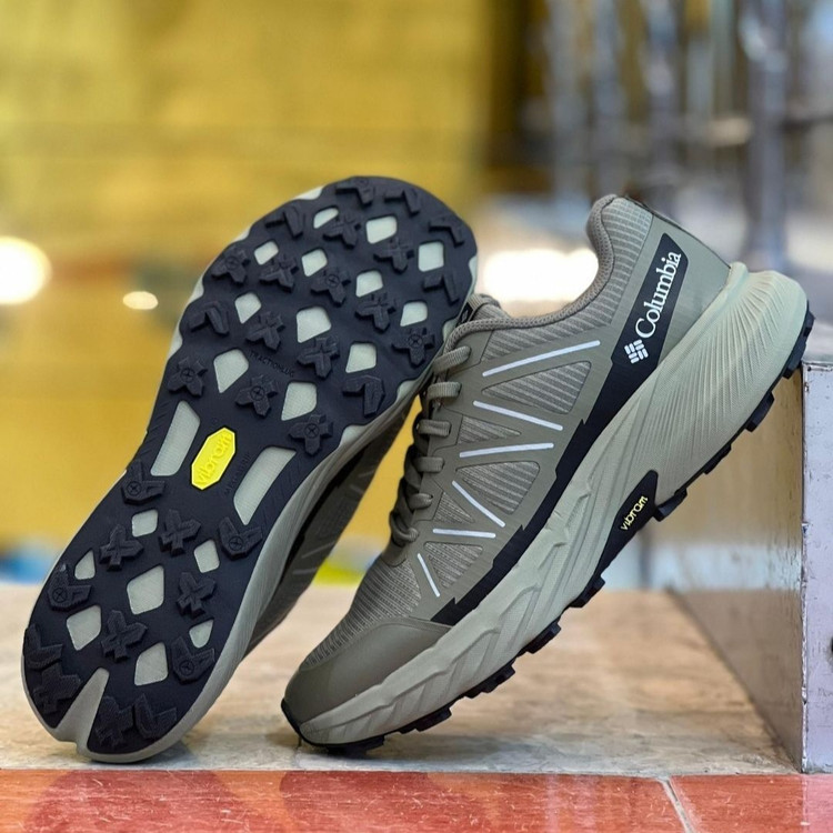 کفش طبیعت گردی کلمبیا Columbia Goretex / ضد آب و گورتکس / سایز ۴۰ الا ۴۵