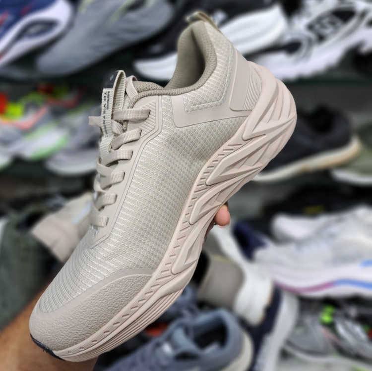 کفش طبیعت گردی کلمبیا Columbia Goretex / ضد آب و گورتکس زیره ویبرام / سایز ۴۰ الا ۴۵