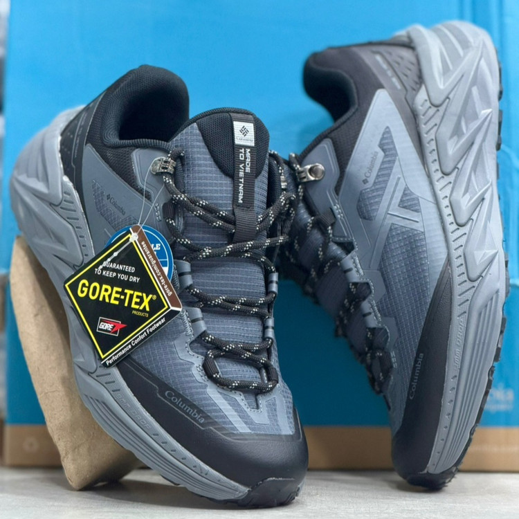 کفش طبیعت گردی کلمبیا Columbia Goretex / ضد آب و گورتکس / سایز ۴۰ الا ۴۵