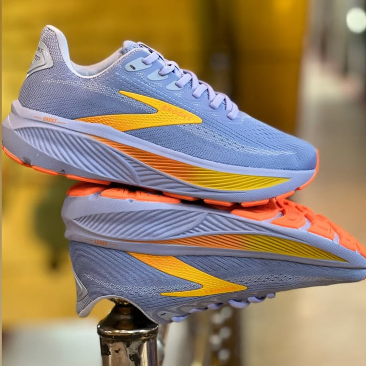 کتونی ویتنامی ست زنانه و مردانه بروکس گاست ۱۷ Brooks ghost 17 / ضمانت کیفیت / سایز ۳۹ تا ۴۵