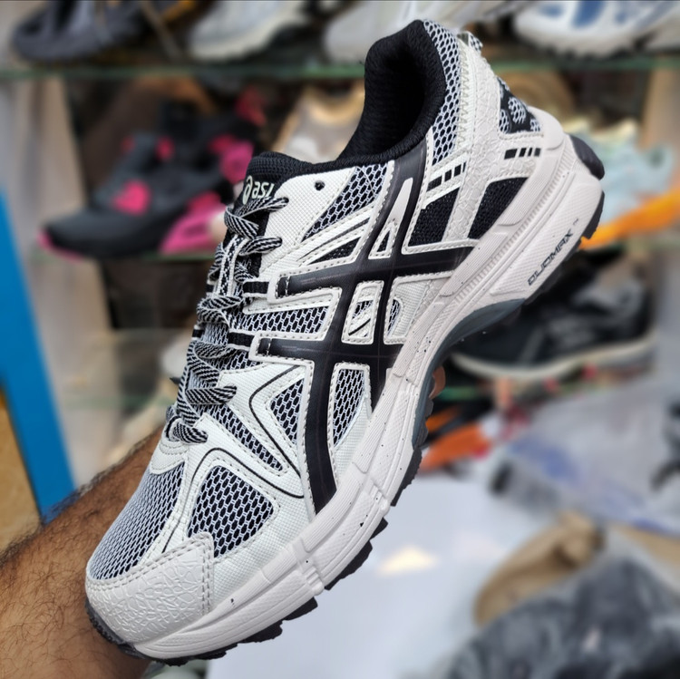 کتونی مسترکوالیتی زنانه آسیکس کاهانا ۸ asics kahana 8 / ضمانت کیفیت / سایز ۳۸ تا ۴۰