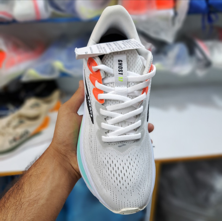 کتونی ویتنامی ست زنانه و مردانه بروکس گاست ۱۷ Brooks ghost 17 / ضمانت کیفیت / سایز ۳۹ تا ۴۵