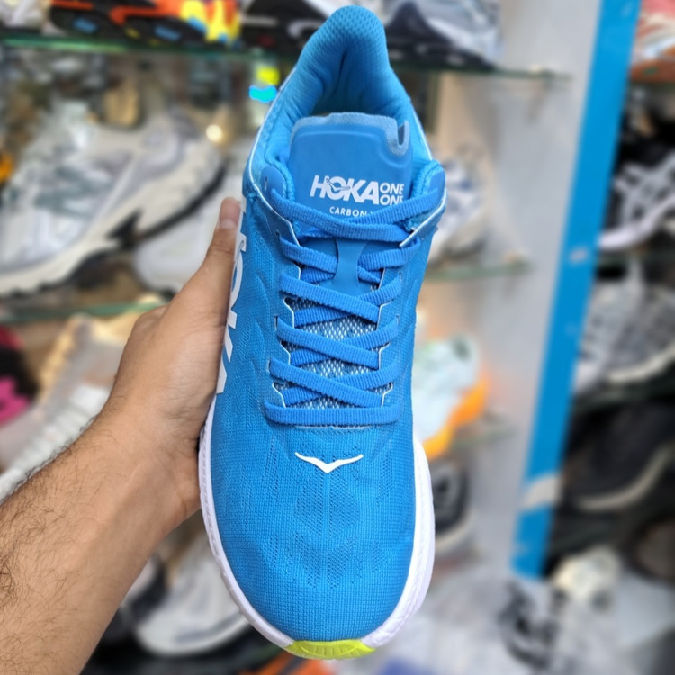 کتونی مسترکوالیتی هوکا کربن ایکس hoka carbon x / ضمانت کیفیت / سایز ۴۰ الا ۴۵