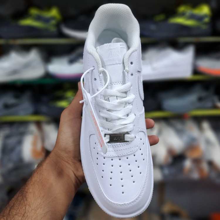 کفش مستر کوالیتی ست زنانه و مردانه نایک ایرفورس وان nike air force 1 / ضمانت کیفیت و ویتنام / سایز ۳۷ الا ۴۵