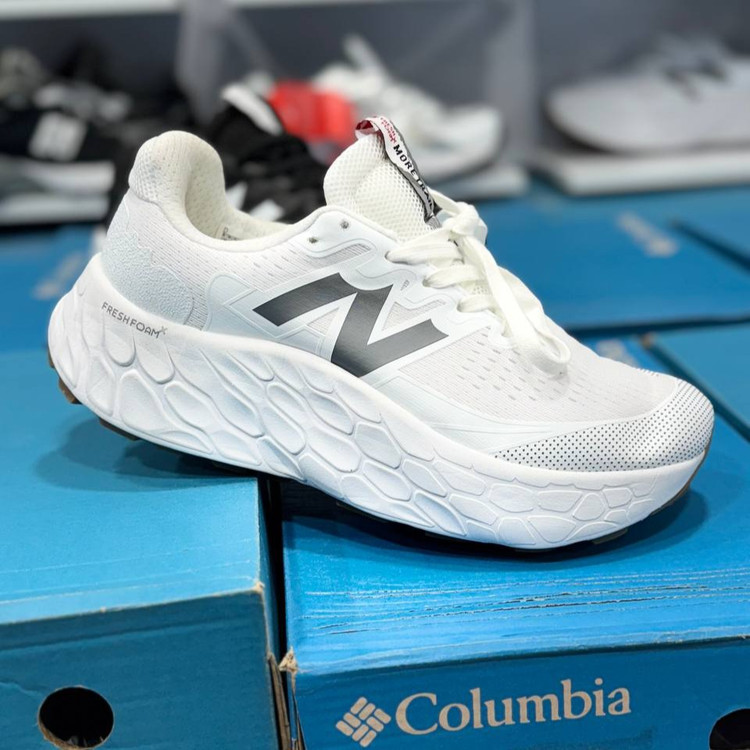 کتونی مسترکوالیتی نیوبالانس فرش فوم مور تریل وی۳ newbalance fresh foam more trail v3 / ضمانت ویتنام و کیفیت کالا / سایز ۴۰ الا ۴۵