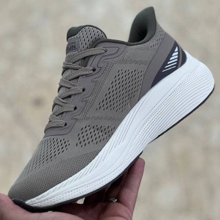 کتونی مسترکوالیتی اسکیچرز گو ران Skechers gorun / ضمانت ویتنام و کیفیت / سایز ۴۰ الا ۴۵