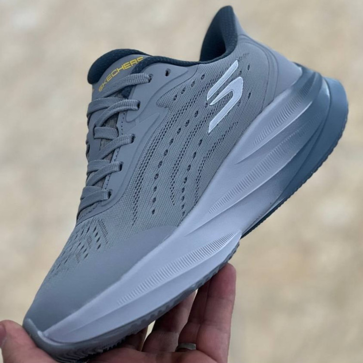 کتونی ویتنامی اسکیچرز هایپر برست Skechers hyper burst / مسترکوالیتی ضمانت کیفیت / سایز ۴۰ الا ۴۵