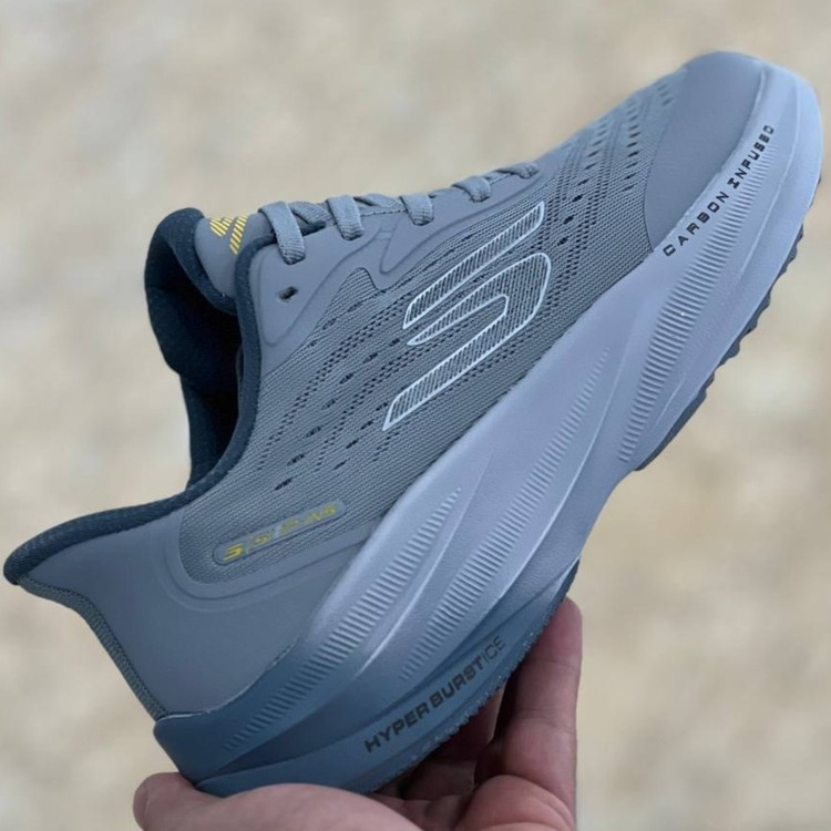 کتونی ویتنامی اسکیچرز هایپر برست Skechers hyper burst / مسترکوالیتی ضمانت کیفیت / سایز ۴۰ الا ۴۵