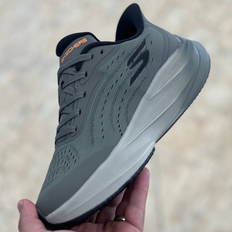 کتونی ویتنامی اسکیچرز هایپر برست Skechers hyper burst / مسترکوالیتی ضمانت کیفیت / سایز ۴۰ الا ۴۵
