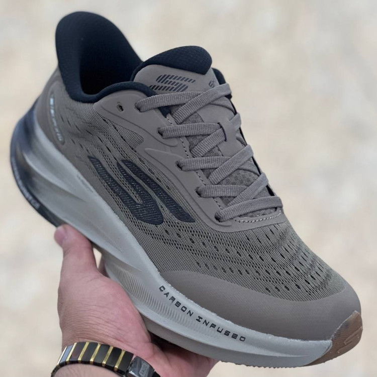 کتونی ویتنامی اسکیچرز هایپر برست Skechers hyper burst / مسترکوالیتی ضمانت کیفیت / سایز ۴۰ الا ۴۵