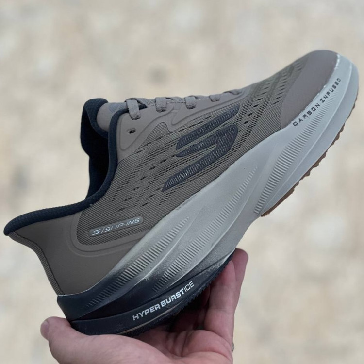 کتونی ویتنامی اسکیچرز هایپر برست Skechers hyper burst / مسترکوالیتی ضمانت کیفیت / سایز ۴۰ الا ۴۵