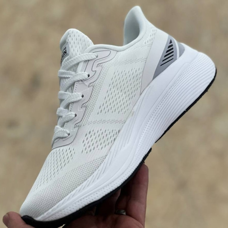 کتونی مسترکوالیتی اسکیچرز گو ران Skechers gorun / ضمانت ویتنام و کیفیت / سایز ۴۰ الا ۴۵