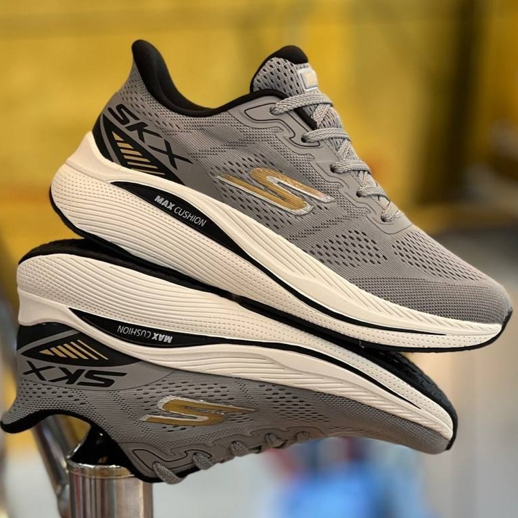 کتونی مسترکوالیتی اسکیچرز گو ران Skechers gorun / ضمانت ویتنام و کیفیت / سایز ۴۰ الا ۴۵