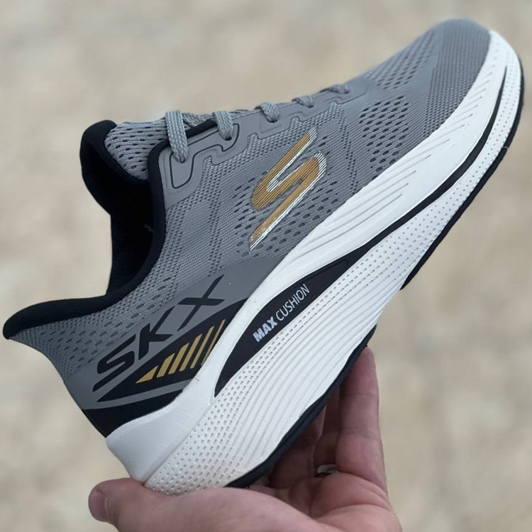 کتونی مسترکوالیتی اسکیچرز گو ران Skechers gorun / ضمانت ویتنام و کیفیت / سایز ۴۰ الا ۴۵