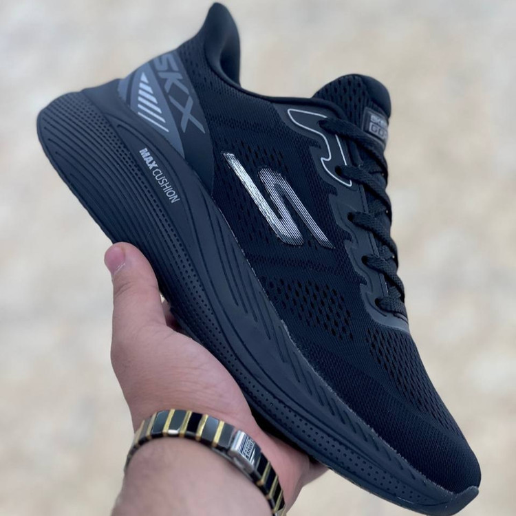 کتونی مسترکوالیتی اسکیچرز گو ران Skechers gorun / ضمانت ویتنام و کیفیت / سایز ۴۰ الا ۴۵