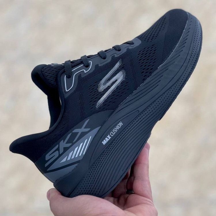 کتونی مسترکوالیتی اسکیچرز گو ران Skechers gorun / ضمانت ویتنام و کیفیت / سایز ۴۰ الا ۴۵