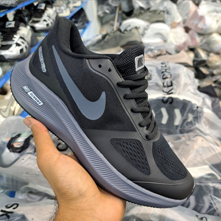 کتونی زنانه نایگ گاید ۱۰ nike guide 10 / رویه مقاوم و تنفس پذیر / کیفیت مستر ۲۰۲۵ / سایز ۳۸ الا ۴۰