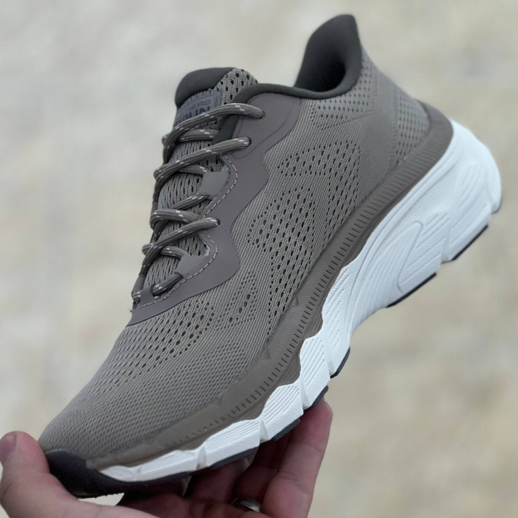 کتونی مسترکوالیتی اسکیچرز گو ران Skechers gorun / ضمانت ویتنام و کیفیت / سایز ۴۰ الا ۴۵