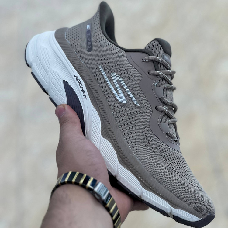 کتونی مسترکوالیتی اسکیچرز گو ران Skechers gorun / ضمانت ویتنام و کیفیت / سایز ۴۰ الا ۴۵