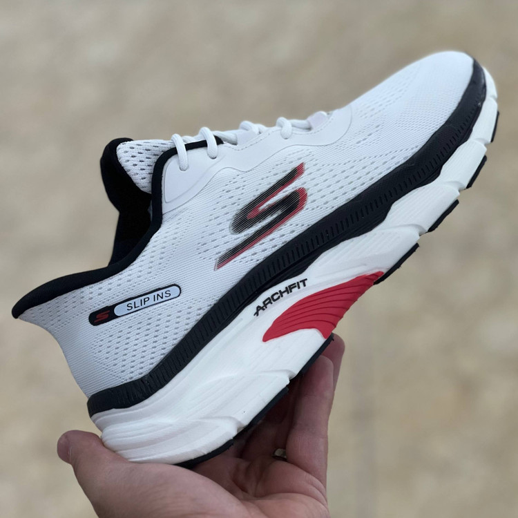 کتونی مسترکوالیتی اسکیچرز گو ران Skechers gorun / ضمانت ویتنام و کیفیت / سایز ۴۰ الا ۴۵