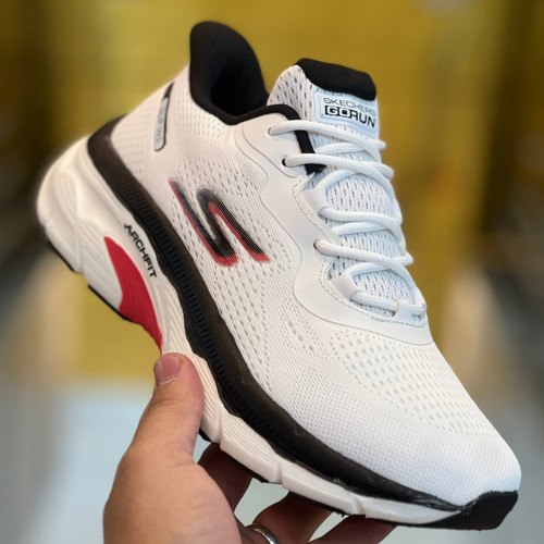 کتونی مسترکوالیتی اسکیچرز گو ران Skechers gorun / ضمانت ویتنام و کیفیت / سایز ۴۰ الا ۴۵
