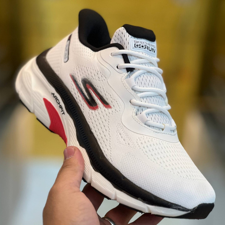 کتونی مسترکوالیتی اسکیچرز گو ران Skechers gorun / ضمانت ویتنام و کیفیت / سایز ۴۰ الا ۴۵