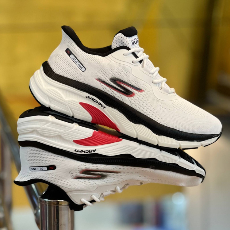 کتونی مسترکوالیتی اسکیچرز گو ران Skechers gorun / ضمانت ویتنام و کیفیت / سایز ۴۰ الا ۴۵