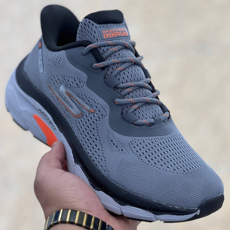 کتونی مسترکوالیتی اسکیچرز گو ران Skechers gorun / ضمانت ویتنام و کیفیت / سایز ۴۰ الا ۴۵