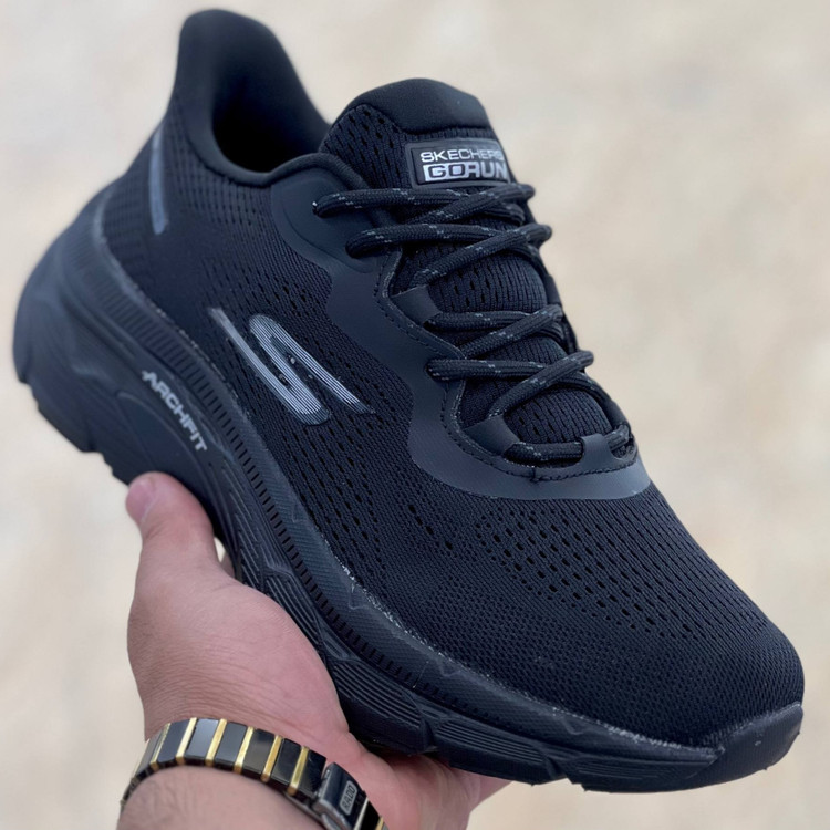 کتونی مسترکوالیتی اسکیچرز گو ران Skechers gorun / ضمانت ویتنام و کیفیت / سایز ۴۰ الا ۴۵