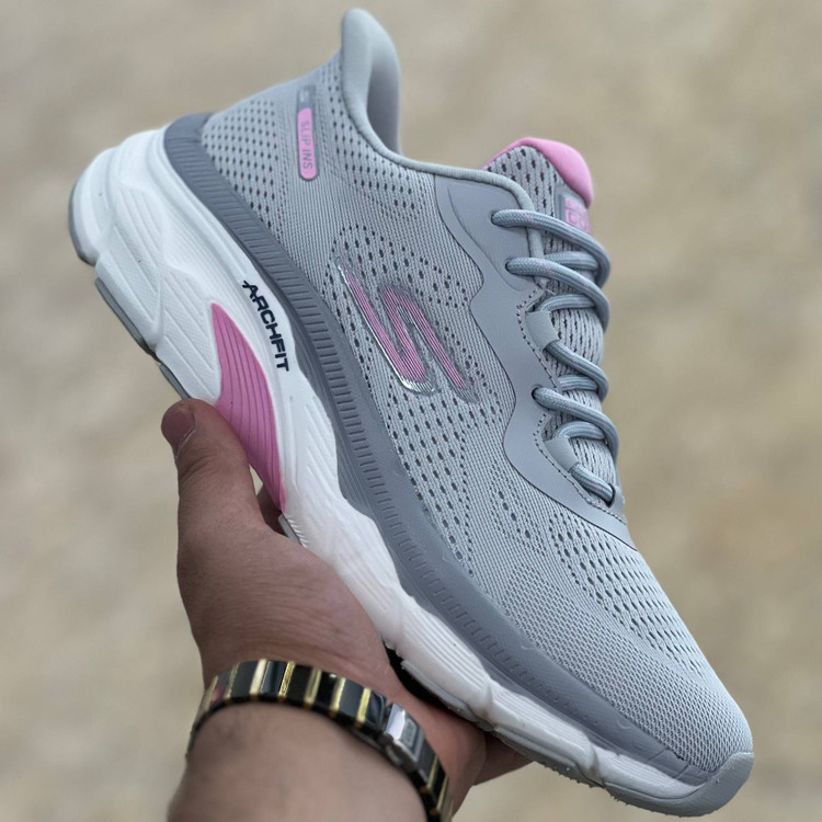 کتونی مسترکوالیتی زنانه اسکیچرز گو ران Skechers gorun / ضمانت ویتنام و کیفیت / سایز ۳۷ الا ۴۰
