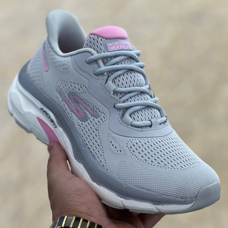 کتونی مسترکوالیتی زنانه اسکیچرز گو ران Skechers gorun / ضمانت ویتنام و کیفیت / سایز ۳۷ الا ۴۰