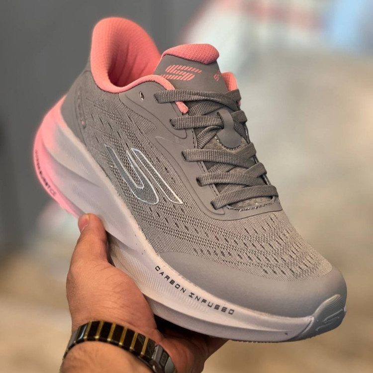 کتونی ویتنامی زنانه اسکیچرز هایپر برست Skechers hyper burst / مسترکوالیتی ضمانت کیفیت / سایز ۳۷ تا ۴۰