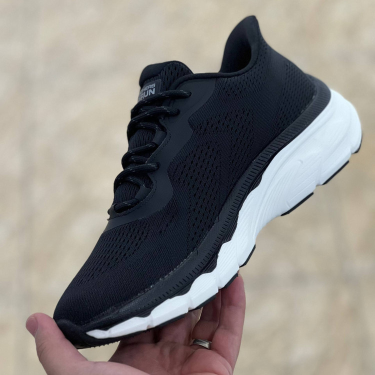 کتونی مسترکوالیتی زنانه اسکیچرز گو ران Skechers gorun / ضمانت ویتنام و کیفیت / سایز ۳۷ الا ۴۰