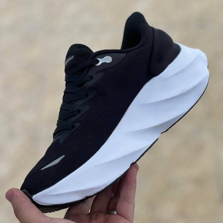 کتونی مسترکوالیتی زنانه اسکیچرز ایروبارست Skechers Aero burst / ضمانت ویتنام و کیفیت / سایز ۳۷ الا ۴۰