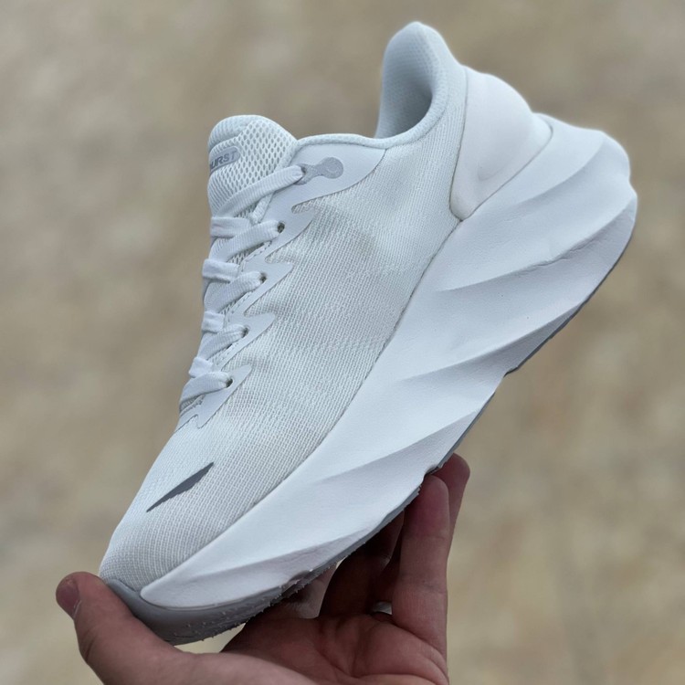 کتونی مسترکوالیتی زنانه اسکیچرز ایروبارست Skechers Aero burst / ضمانت ویتنام و کیفیت / سایز ۳۷ الا ۴۰