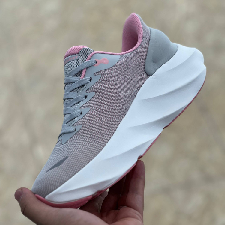 کتونی مسترکوالیتی زنانه اسکیچرز ایروبارست Skechers Aero burst / ضمانت ویتنام و کیفیت / سایز ۳۷ الا ۴۰