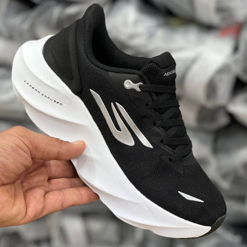 کتونی مسترکوالیتی زنانه اسکیچرز ایروبارست Skechers Aero burst / ضمانت ویتنام و کیفیت / سایز ۳۷ الا ۴۰