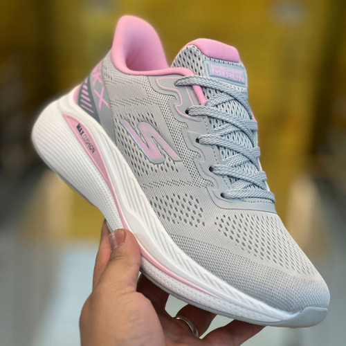 کتونی مسترکوالیتی زنانه اسکیچرز گو ران Skechers gorun / ضمانت ویتنام و کیفیت / سایز ۳۷ الا ۴۰