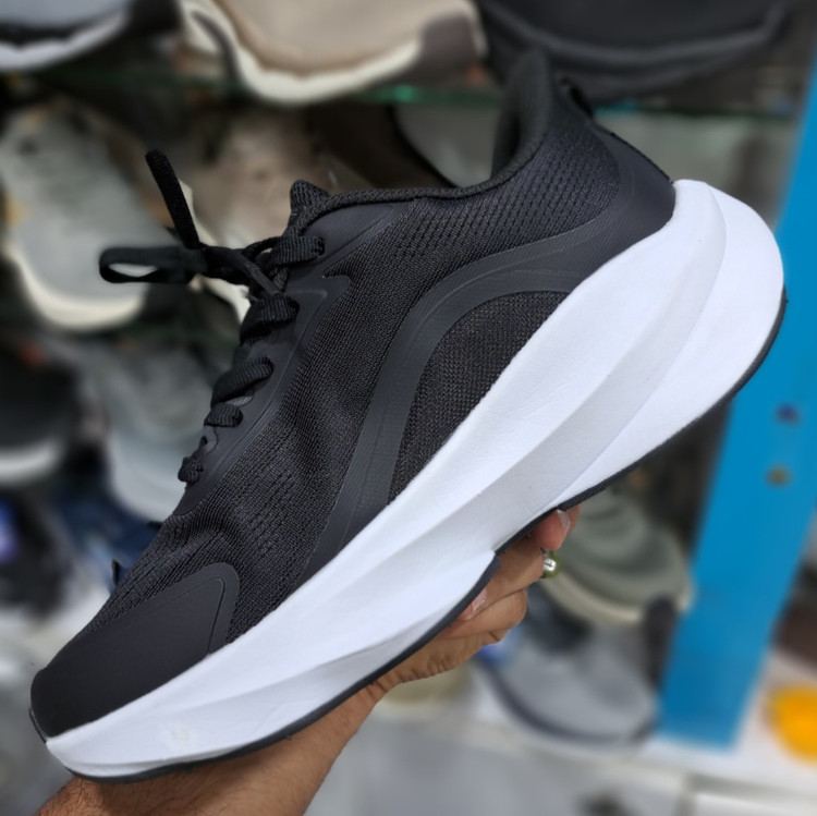 کتونی ویتنامی زنانه اسکیچرز هایپر برست Skechers hyper burst / مسترکوالیتی ضمانت کیفیت / سایز ۳۷ تا ۴۰