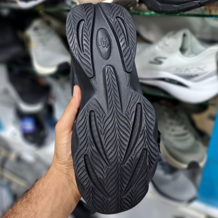 کتونی ویتنامی اسکیچرز هایپر برست Skechers hyper burst / مسترکوالیتی ضمانت کیفیت / سایز ۴۰ الا ۴۵