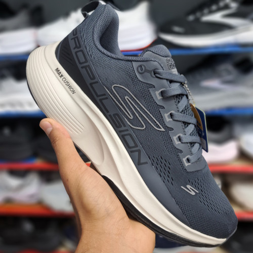 کتونی مسترکوالیتی اسکیچرز گو ران Skechers gorun / ضمانت ویتنام و کیفیت ۲۰۲۵ / سایز ۴۰ الا ۴۵