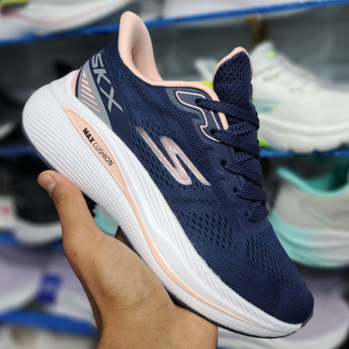 کتونی مسترکوالیتی زنانه اسکیچرز گو ران Skechers gorun / ضمانت ویتنام و کیفیت / سایز ۳۷ الا ۴۰