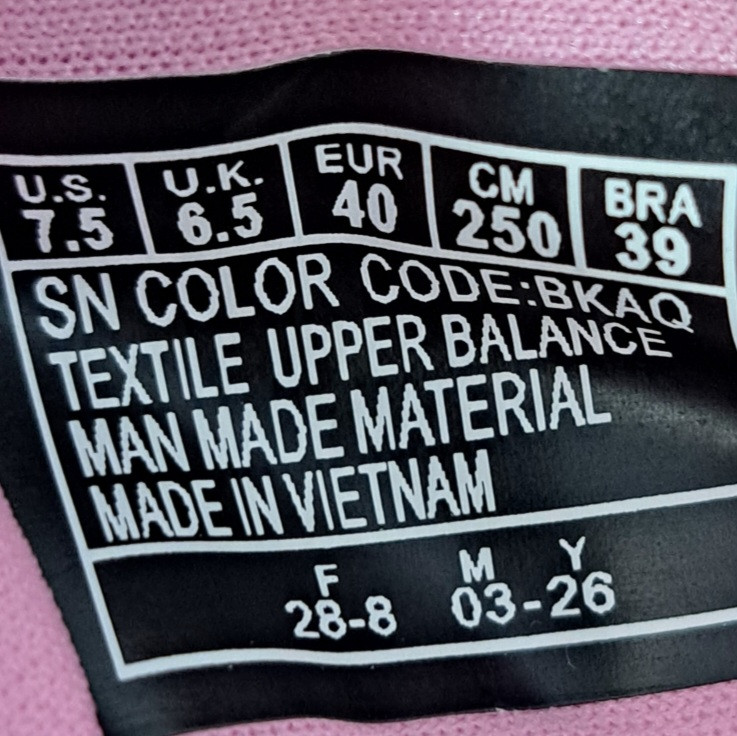 کتونی مسترکوالیتی زنانه اسکیچرز گو ران Skechers gorun / ضمانت ویتنام و کیفیت / سایز ۳۷ الا ۴۰