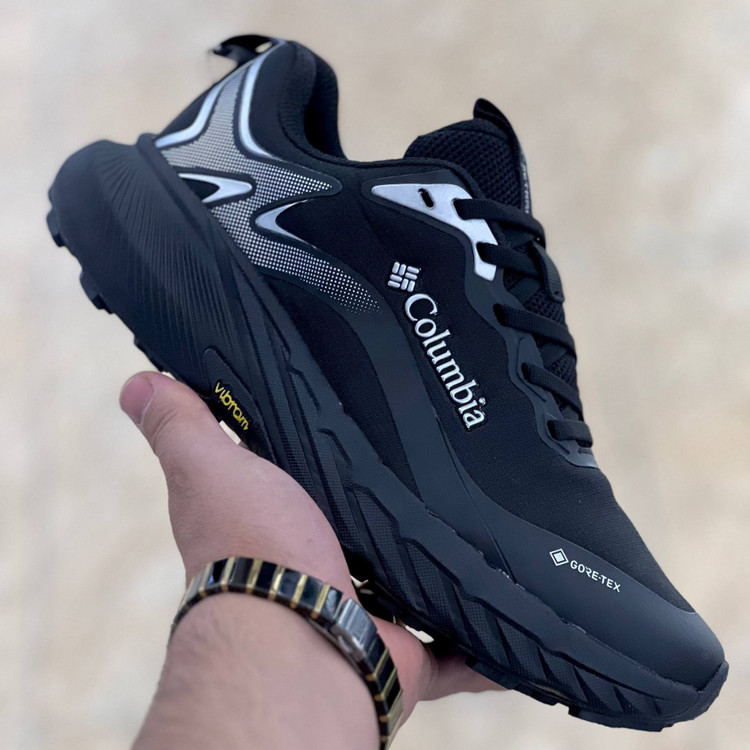 کتونی مسترکوالیتی کلمبیا گورتکس Colombia goretex / زیره ویبرام / ضمانت ویتنامی و کیفیت / سایز ۴۰ الا ۴۵