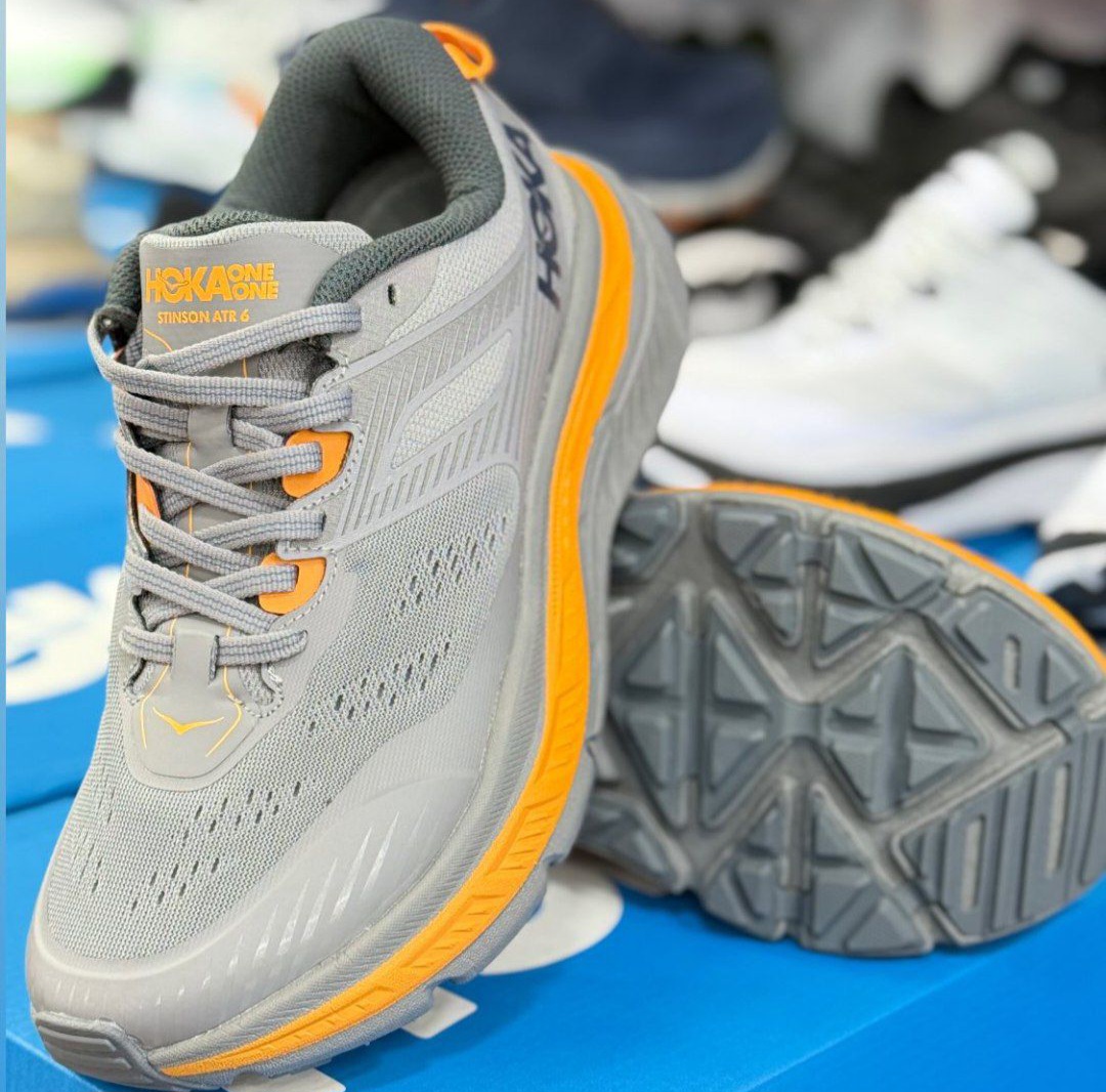 کتونی مسترکوالیتی تریل رانینگ هوکا وان وان استین سون آرت ۶ hoka one one stinson art 6 / ضمانت کیفیت و ویتنام / سایز ۴۰ الا ۴۵