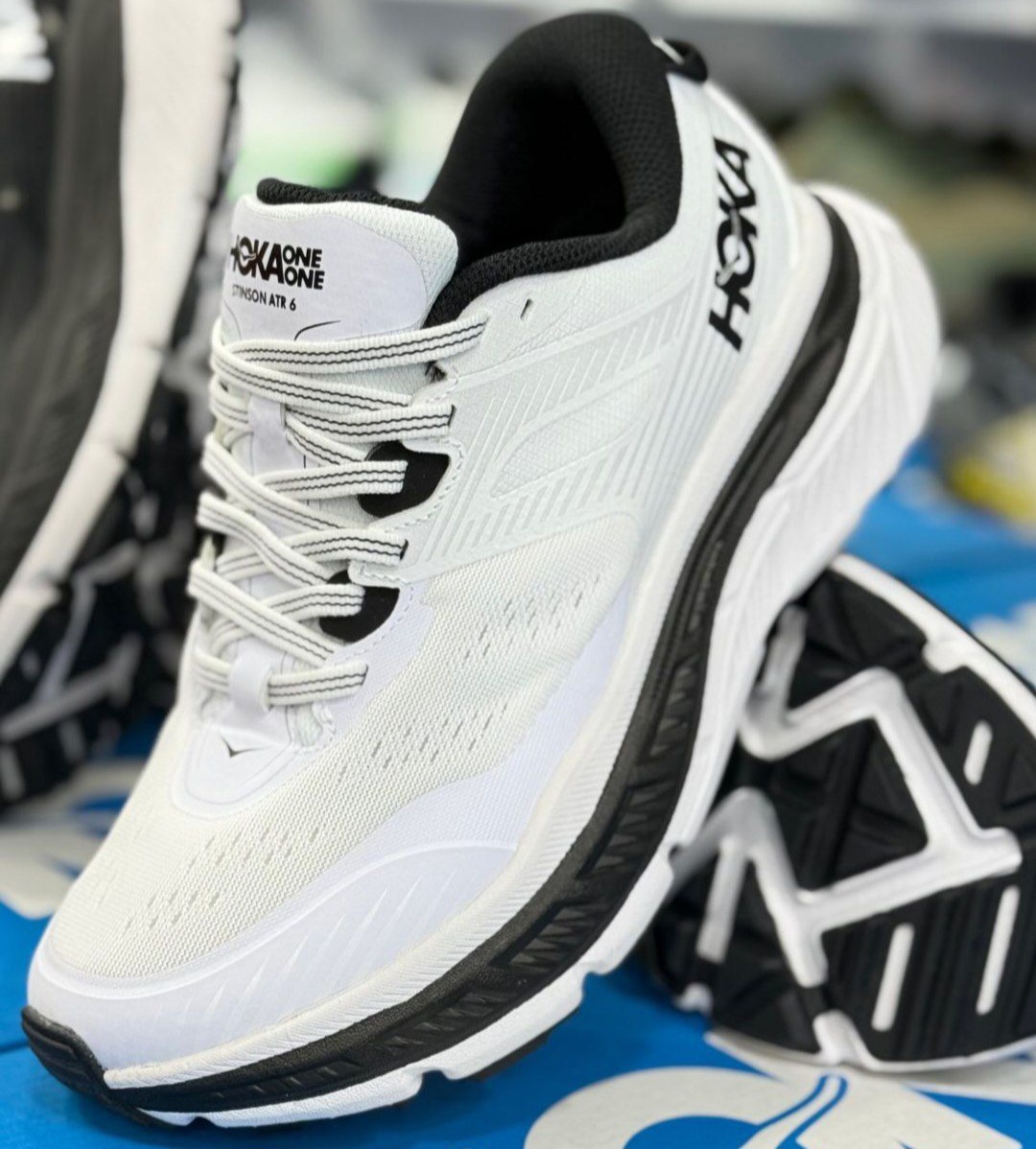 کتونی مسترکوالیتی تریل رانینگ هوکا وان وان استین سون آرت ۶ hoka one one stinson art 6 / ضمانت کیفیت و ویتنام / سایز ۴۰ الا ۴۵