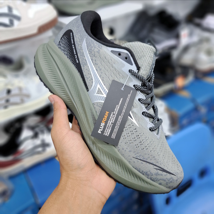 کتونی رانینگ میزانو آسترو پلاس Mizuno astro plus / ضمانت کیفیت / سایز ۴۰ الا ۴۵