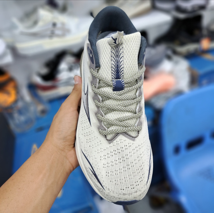 کتونی رانینگ میزانو آسترو پلاس Mizuno astro plus / ضمانت کیفیت / سایز ۴۰ الا ۴۵