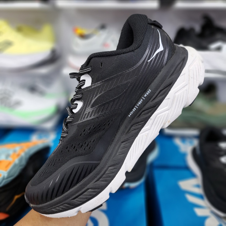 کتونی مسترکوالیتی تریل رانینگ هوکا وان وان استین سون آرت ۶ hoka one one stinson art 6 / ضمانت کیفیت و ویتنام / سایز ۴۰ الا ۴۵