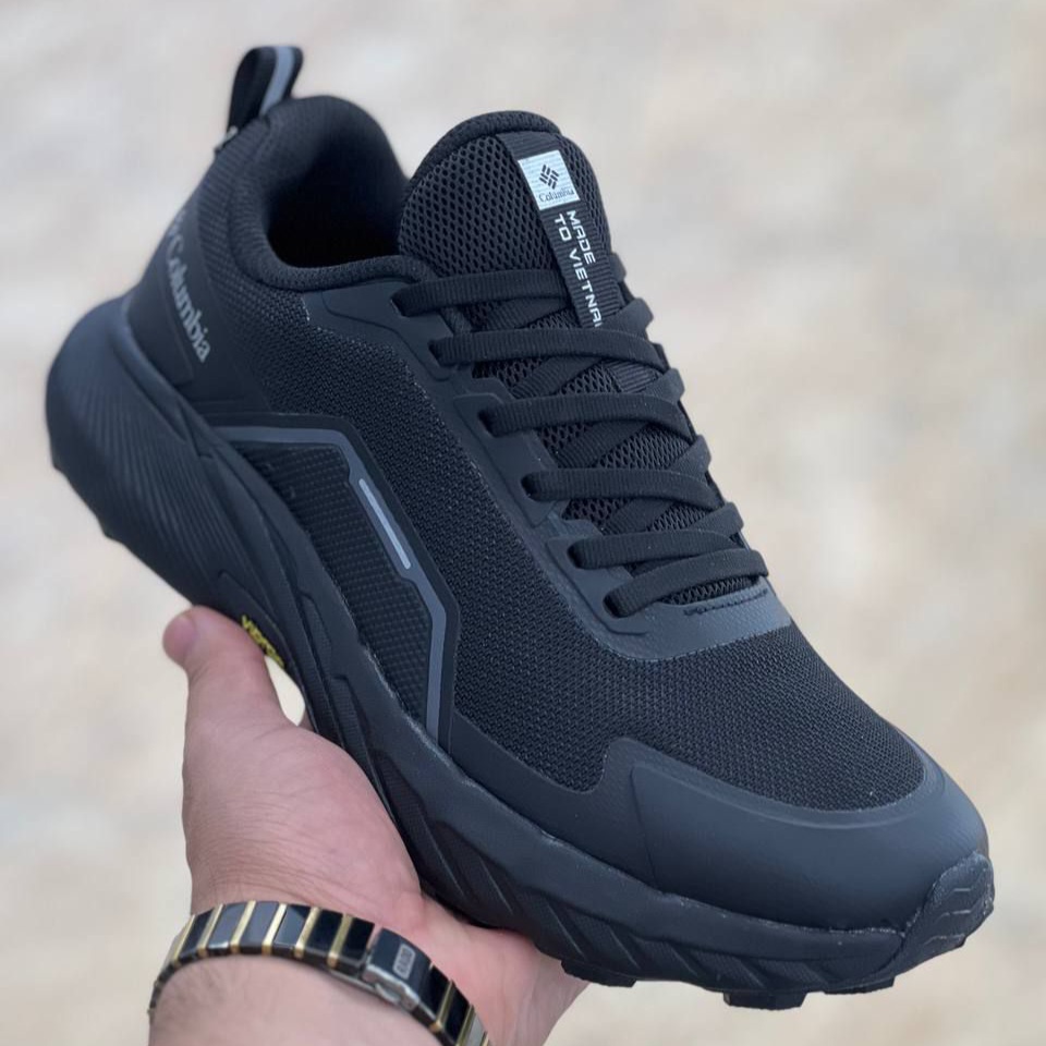 کتونی مسترکوالیتی کلمبیا گورتکس Colombia goretex / زیره ویبرام / ضمانت ویتنامی و کیفیت / سایز ۴۰ الا ۴۵
